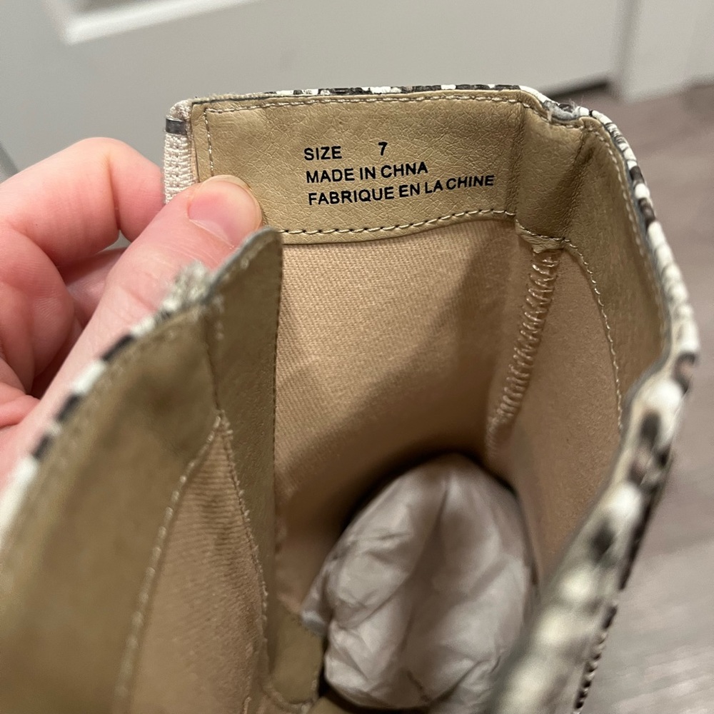 UO Booties - Picture 8 of 9